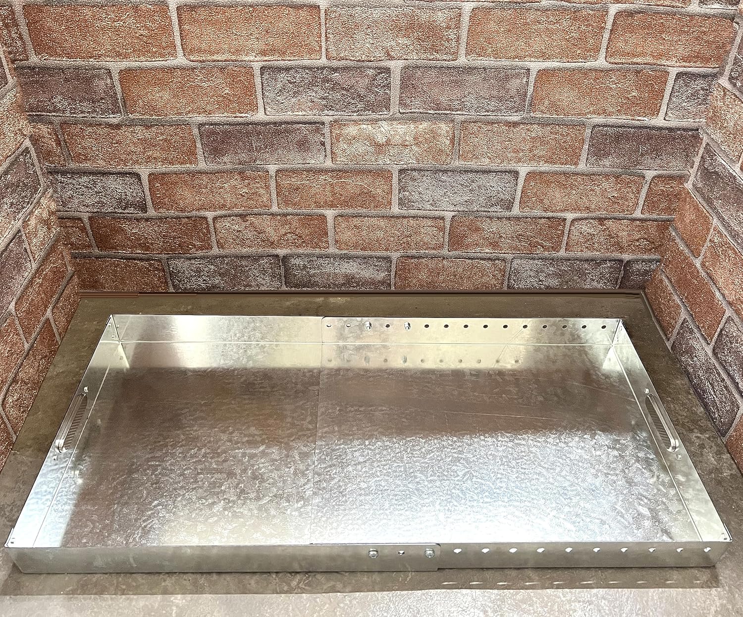 Expandable Adjustable Fireplace Ash Pan with Handles